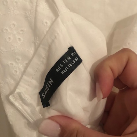 White flowy Dress - Picture 3 of 3